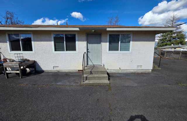 Newly Remodeled Townhouse in Spokane