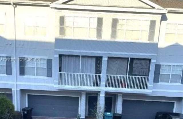 Photo of 2334 Grand Central Park