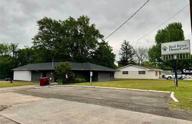 3185 Lamar Avenue