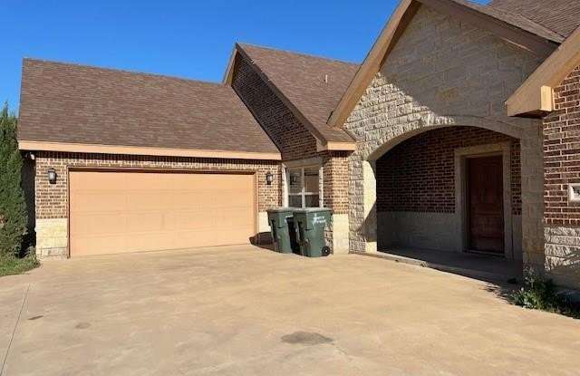 3818 Enchanted Rock Road