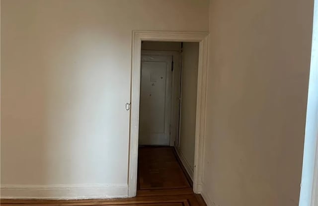 1802 Ocean Pkwy Apt E14