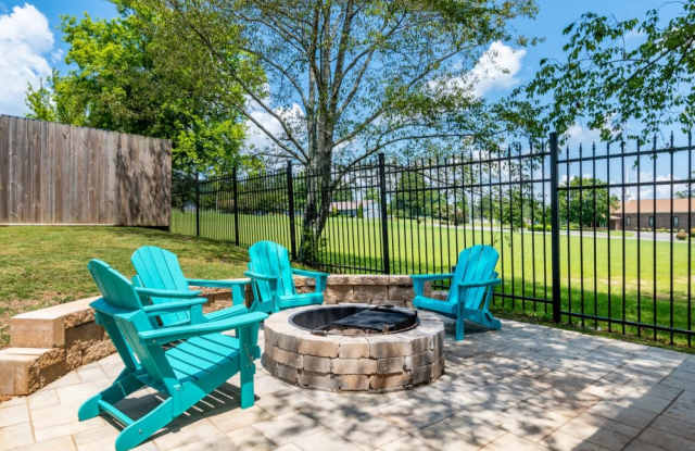 The Pointe at Westland