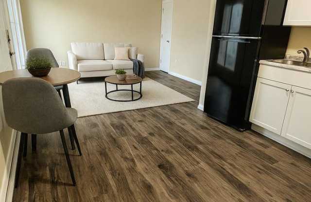 Photo of 120 Sherwood Ct