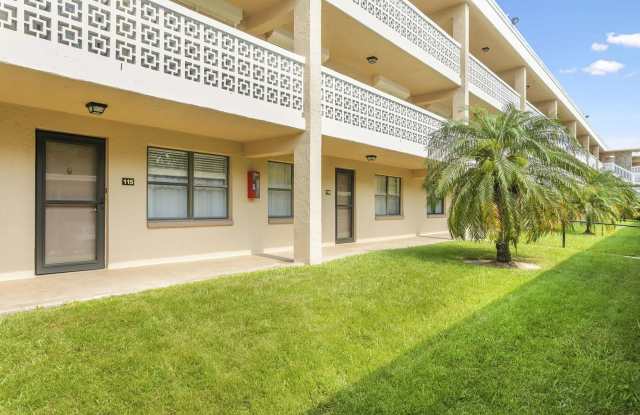 2 Bed 2 Bath Condo for Rent in 55+ Peaceful Community!