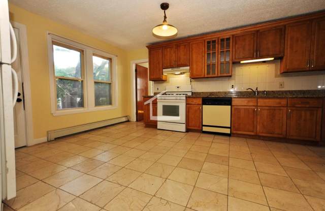 Photo of HOT BROOKLINE LISTING!!!!!