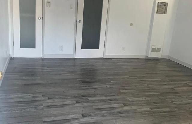 1657 Colby Ave Apt 1