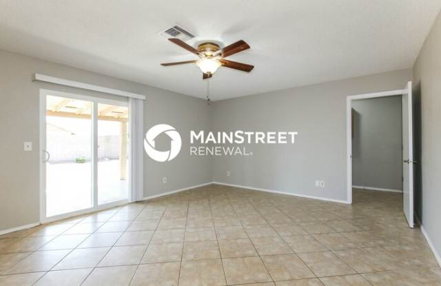 9007 West Cinnabar Avenue