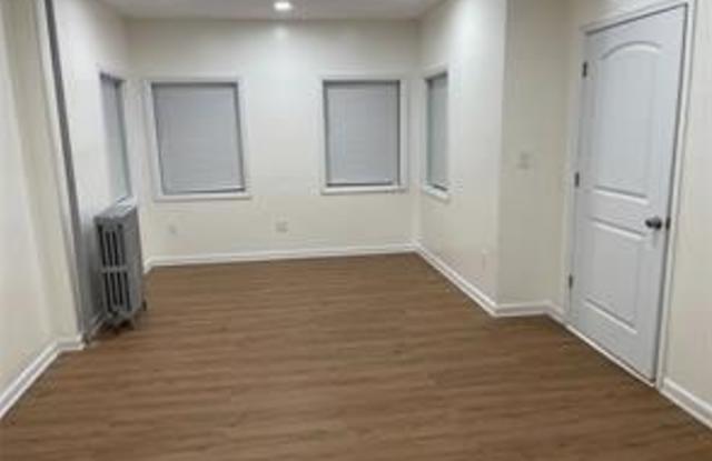 Photo of 815 E 21st Street