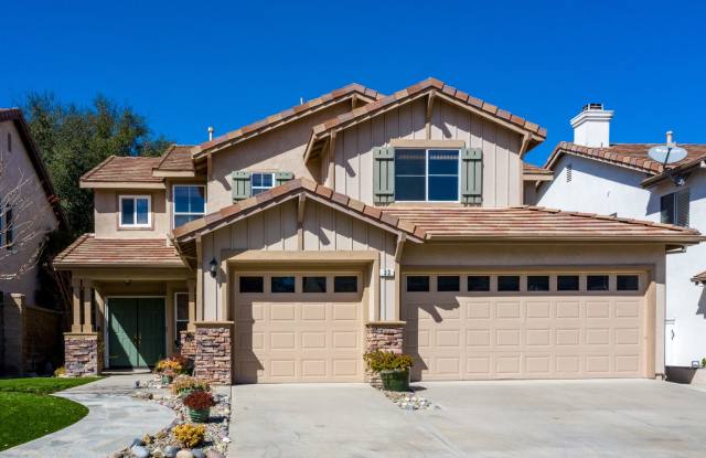 Beautiful Family Home in Trabuco Canyon - A Haven for Comfort and Serenity - 33 Apache Drive, Coto de Caza, CA 92679