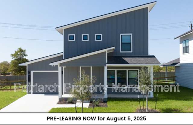 3005 Alpha Wolf Court