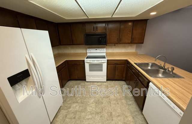 3050 Greenlodge (Green Lodge Townhomes/South Germantown)