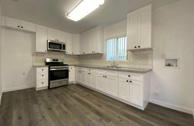 Oasis Home -- 2 Bedroom 1 Bath Home! Completely renovated throughout