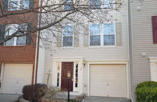 106 CAGNEY Terrace SE