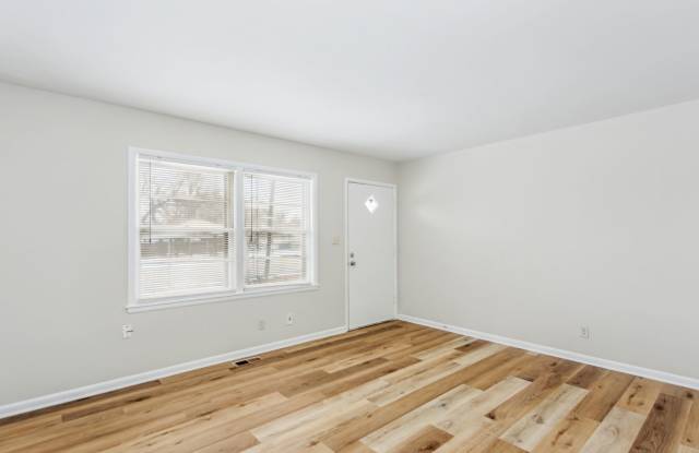 Affordable Living Steps from WSU Campus!!!