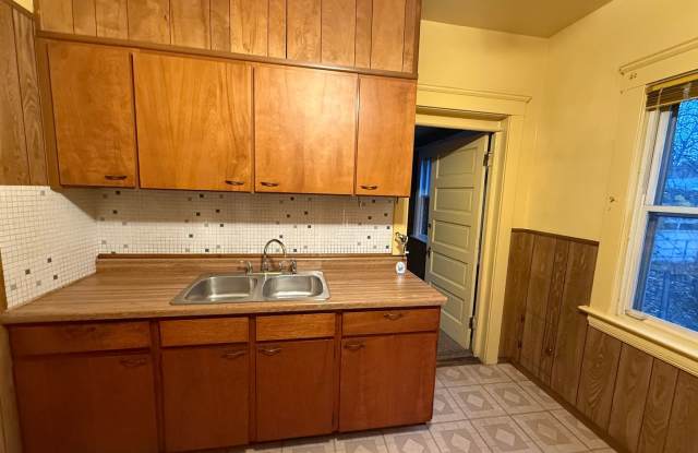 Cleveland East Side Single Home