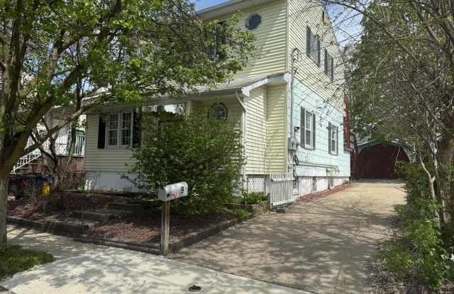 9 Scott Avenue