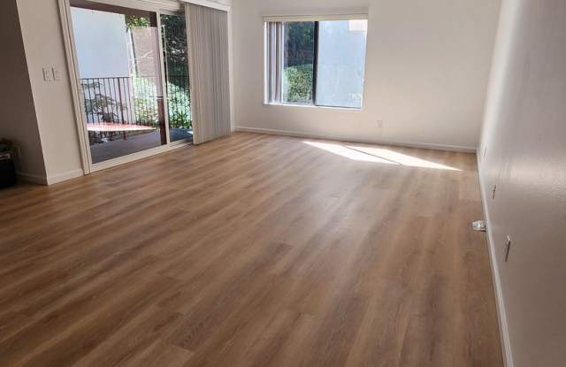 Photo of Hillcrest 2 bedroom 2 bath, just totally remodeled, 3 parking (incl garage)