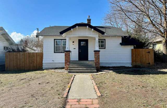 Ideally Located and Updated 3 Bed 1 Bath Spokane Home w/ Large Detached Garage/Shop Near Garland District! - 4423 North Lincoln Street, Spokane, WA 99205