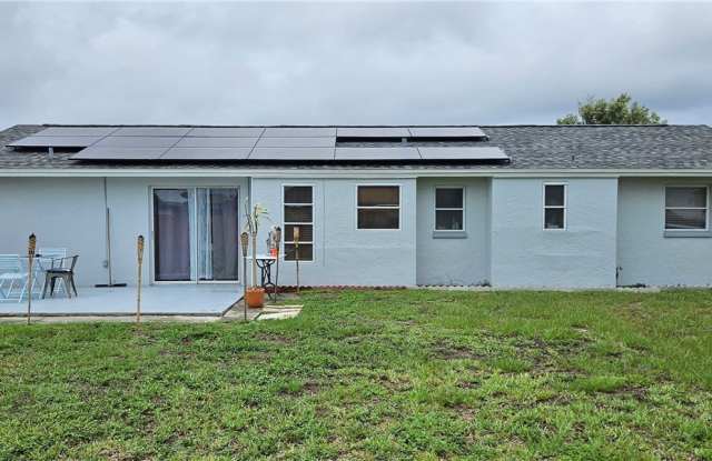 1228 SE 37th Street