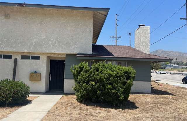 3210 Del Rosa Avenue