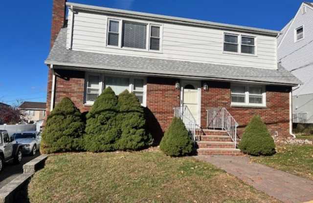 Photo of 30 Garden Ave