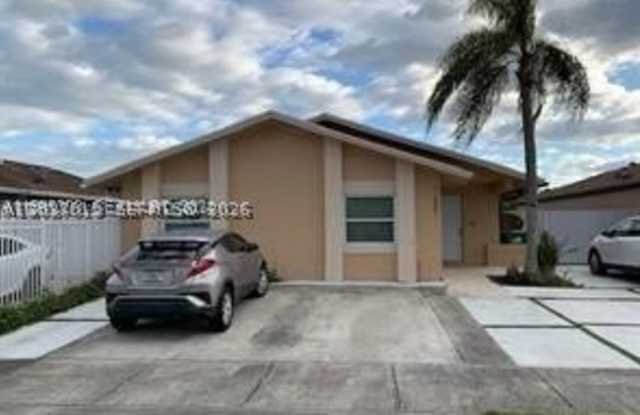11882 SW 209th Ter