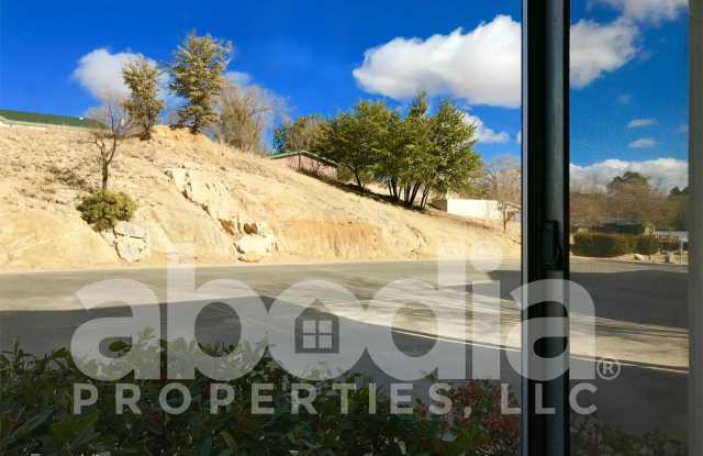 131 E Whipple Ext - B