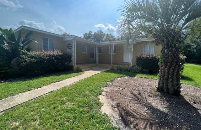 Pensacola - Warrington - 1 Bedroom, 1 Bathroom