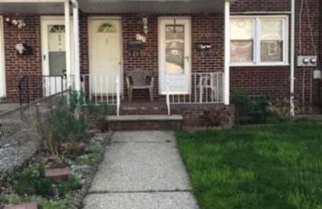698 Audrey Dr