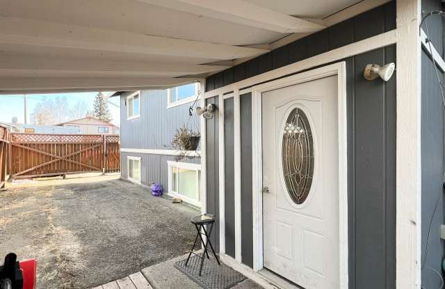 350 Flower Street#4