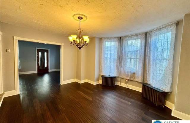 35 E Pennsylvania Avenue