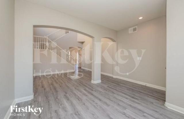 1708 Mizzenmast Avenue