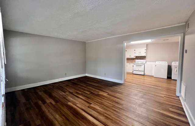 571 WHITEHEAD RD | 2 BED 1 BATH + Water and Lawncare Included!