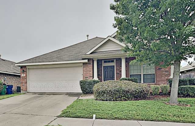 915 Mangrove Dr