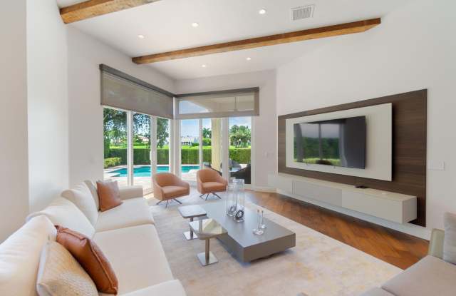 Photo of 2402 Players Court