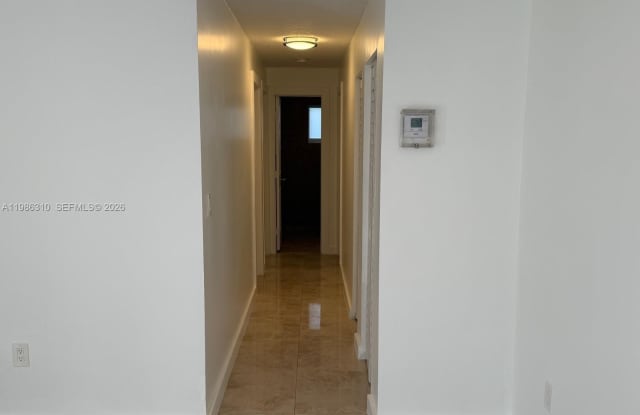 1781 NW 16th St