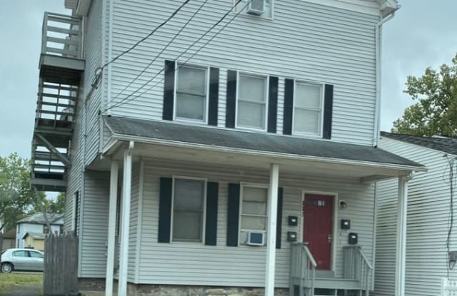 337 Montcalm Street 3 - 337 Montcalm Street, Chicopee, MA 01020