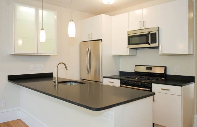 Photo of HOT SOUTH END LISTING!!!!!!!