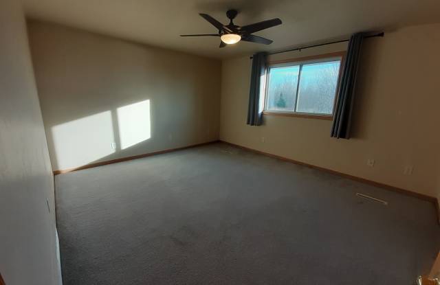 3282-84 Windland Dr. - 3284