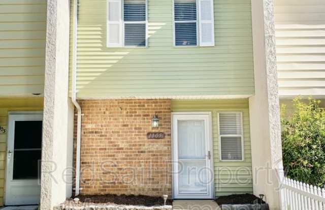 1105 Old Denbigh Blvd