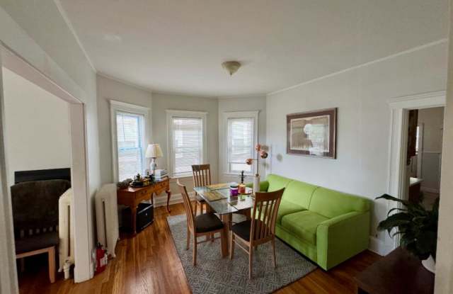 113-115 Fellsway West