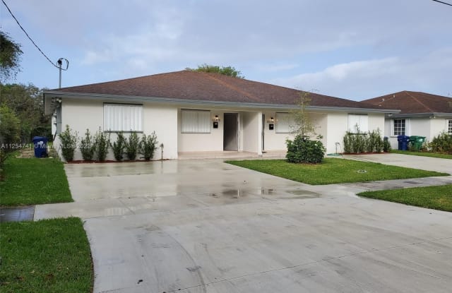 10370 NW 10th Ave - 10370 Northwest 10th Avenue, Pinewood, FL 33150