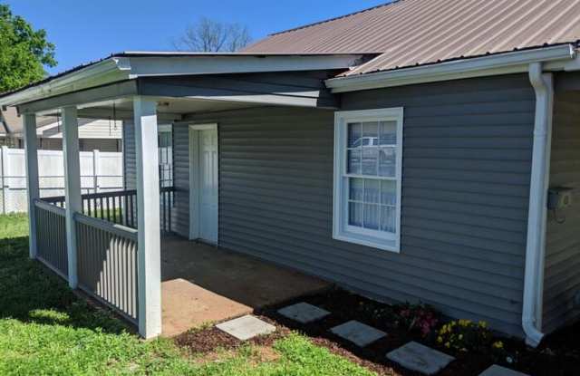 Photo of 1516 Oakwood Avenue Northwest