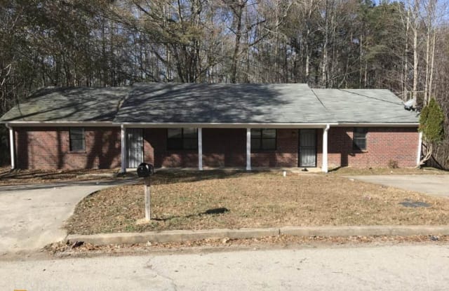 8335 Warren Drive - 8335 Warren Drive, Douglasville, GA 30134