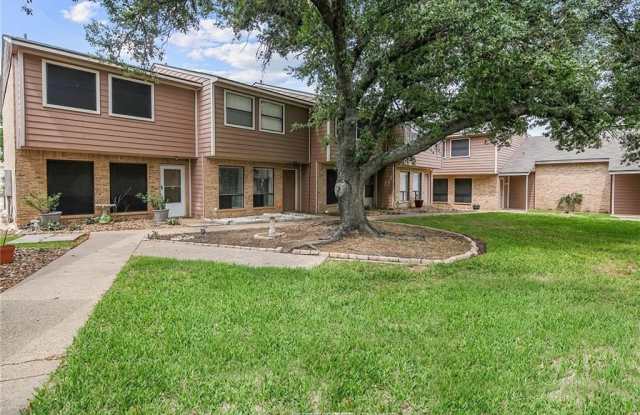 2807 Wildflower Drive unit: 21