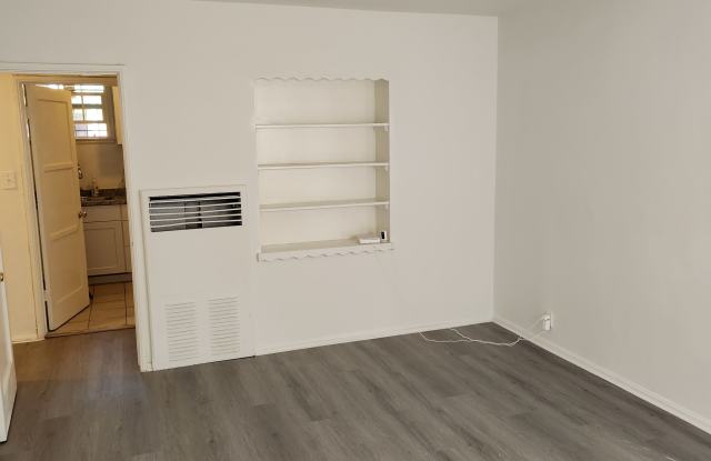 2183 West 27th Street