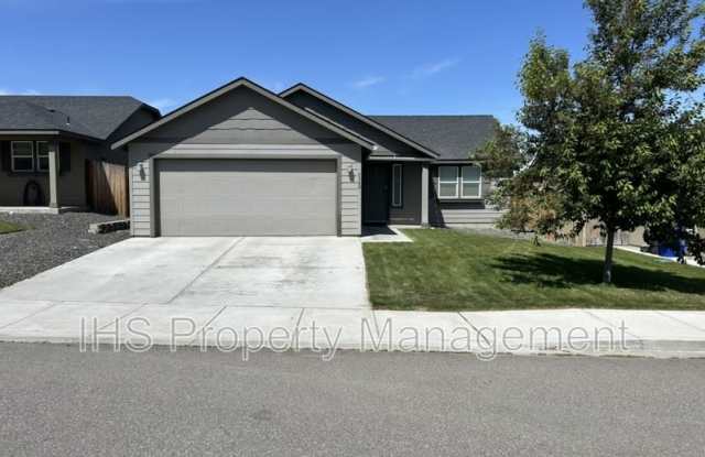 9340 W 9th Pl. - 9340 West 9th Place, Kennewick, WA 99336