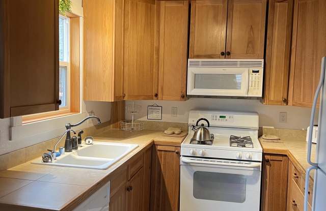 2345 North Cotswald Circle