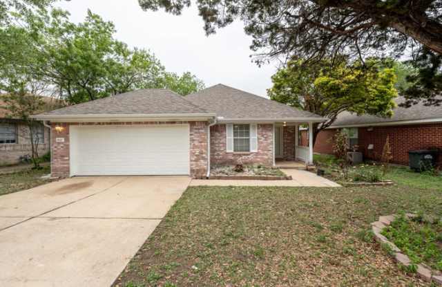 1607 Greening Way