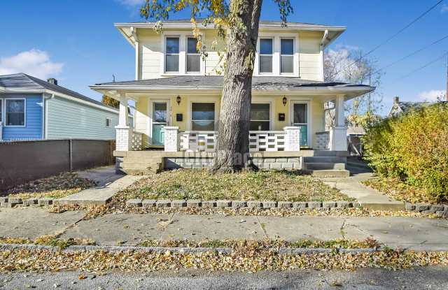 Photo of 2012 Olive St